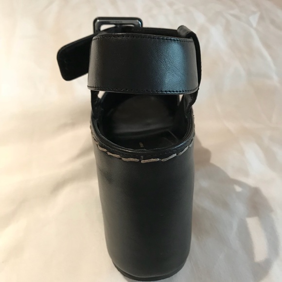 CELINE - bold shaped platform wedge sandal - Picture 7 of 8